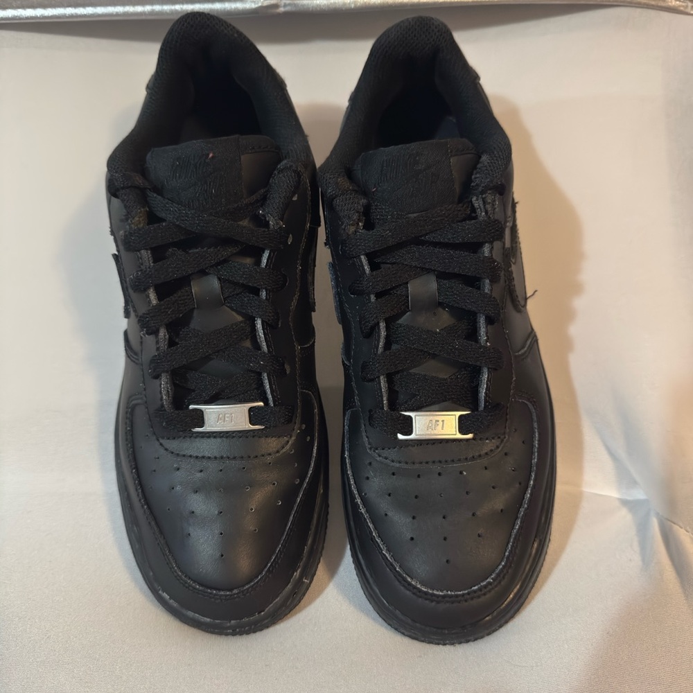 Black Sneakers